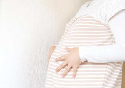 妊娠中の虫歯は胎児に影響する？早産・低体重児との関係と正しいケア方法